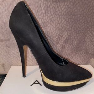 Women’s high heels